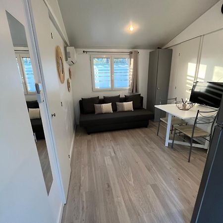 Mobil-Home Camping Oasis Roquebrune-sur Argens Exteriér fotografie