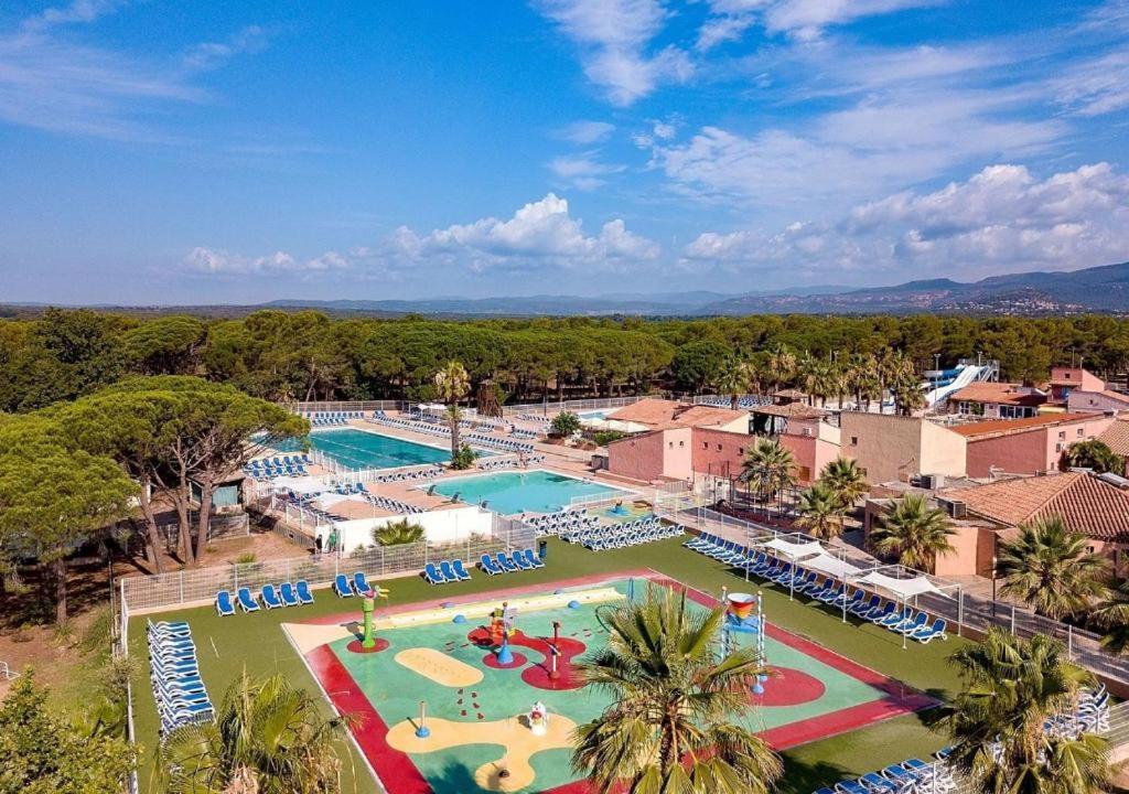 Mobil-Home Camping Oasis Roquebrune-sur Argens Exteriér fotografie